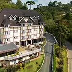 Pousada Grandchamp - Campos do Jordao